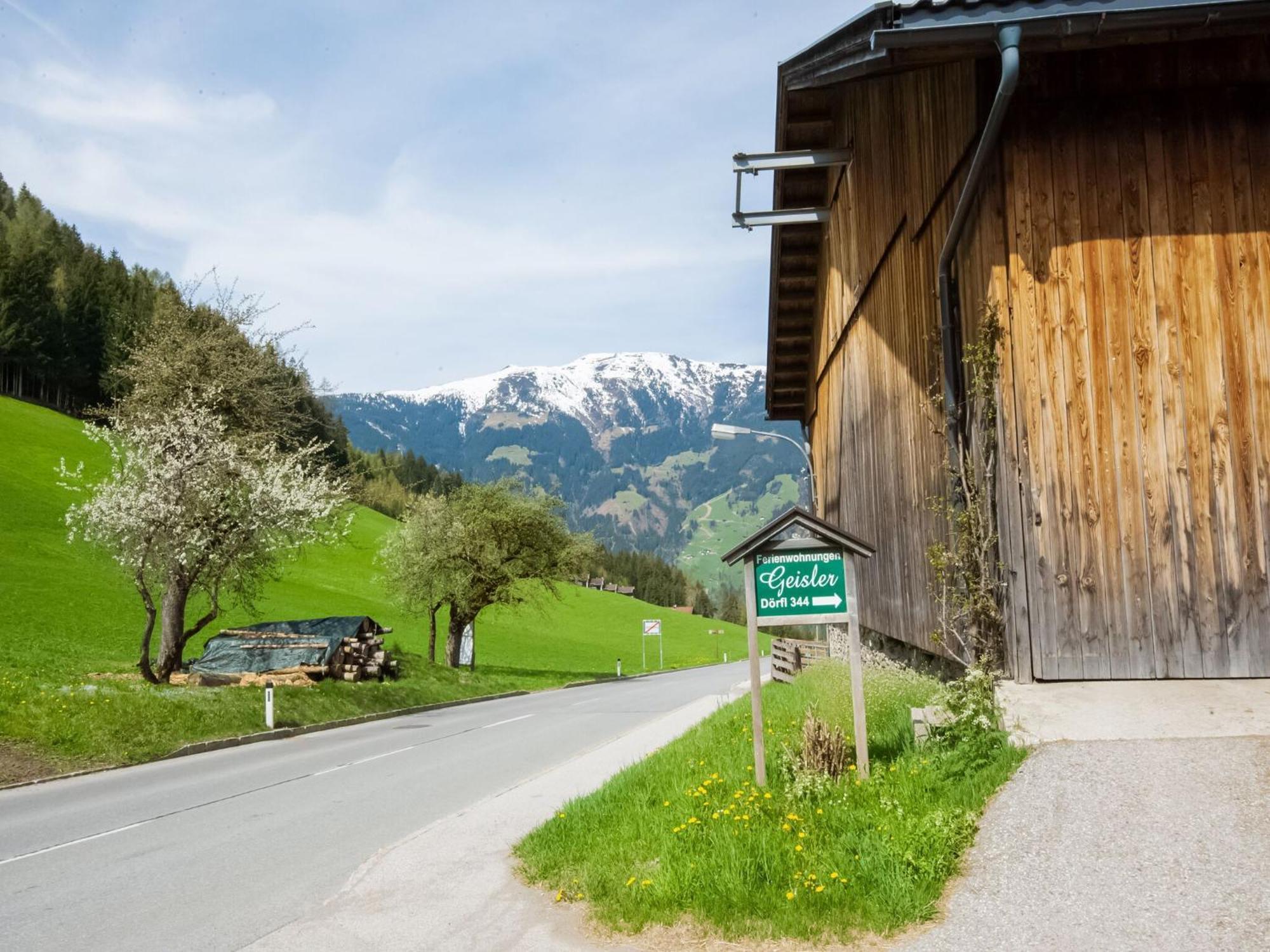 Lovely Apartment In Hainzenberg Next To Forest Extérieur photo